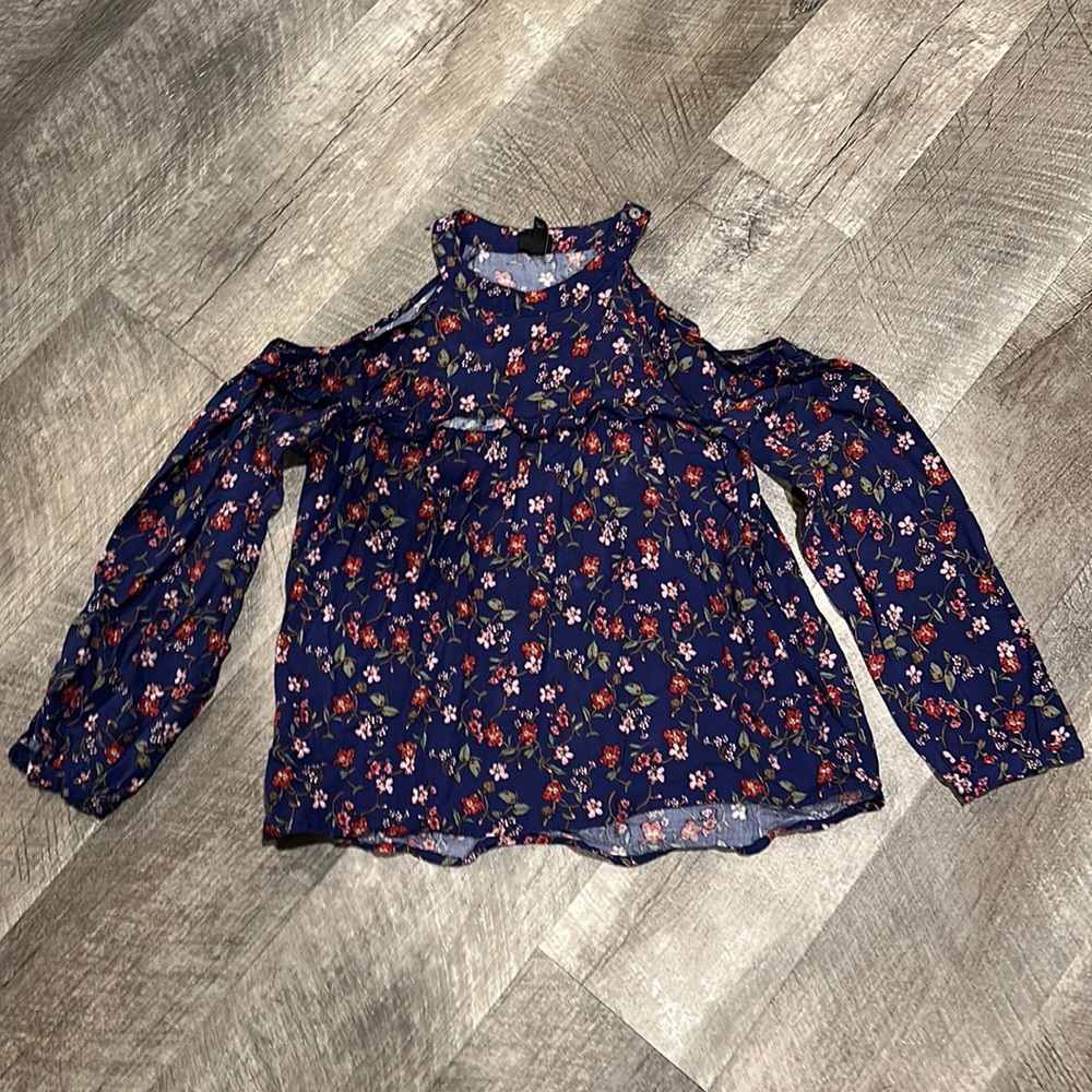 Art Class shirt/blouse, size large